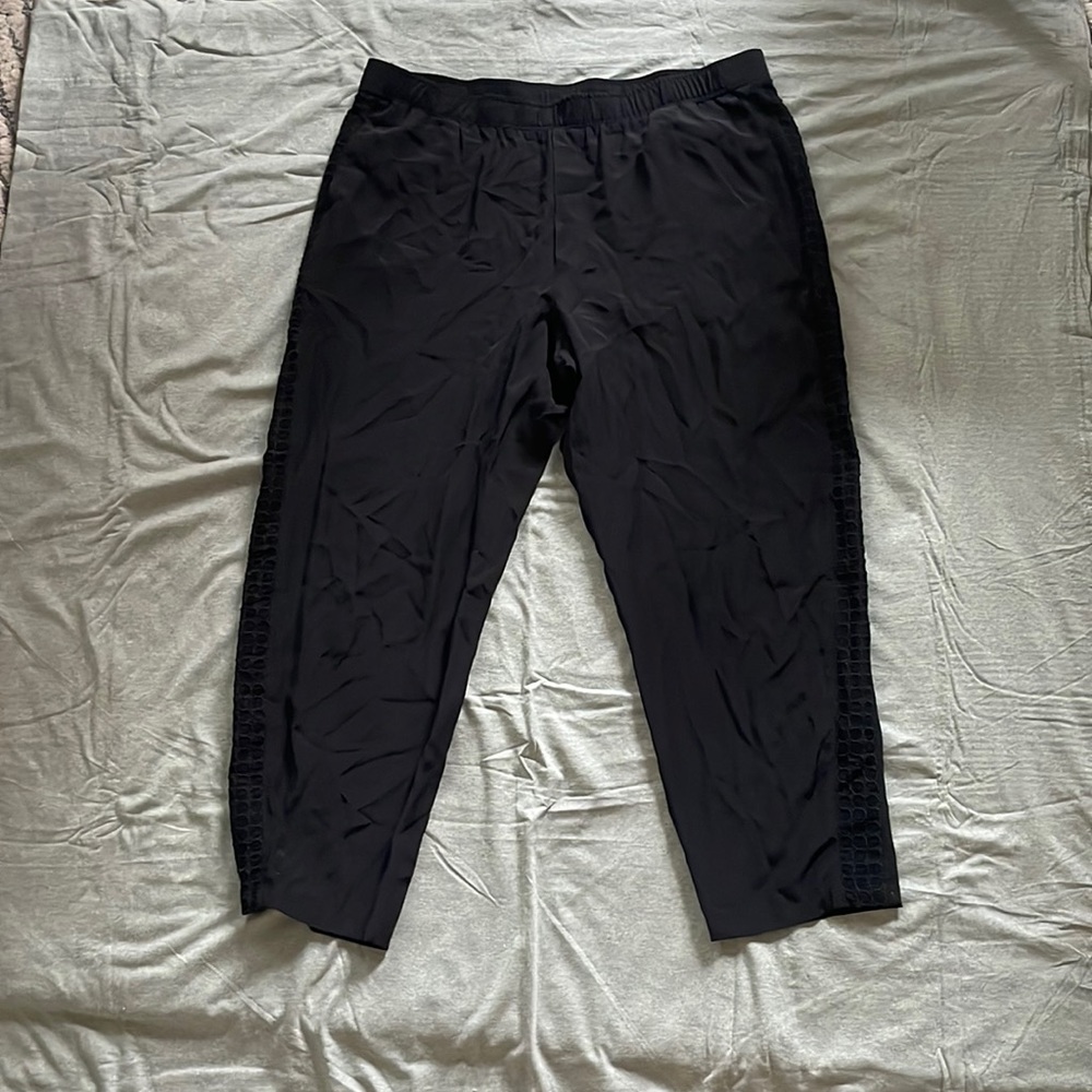 Club Monaco Silk Cropped Black Pant
